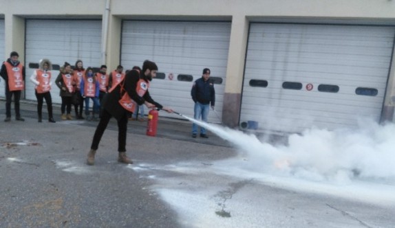 TEMA gönüllüleri yangın eğitimi aldı