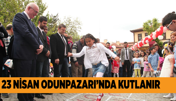 ŞENLİK HAVASINDA KUTLAMA