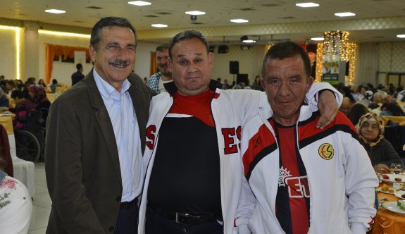 Engelli bireyler iftarda bir araya geldi