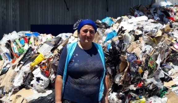 Bulduğu 12 bin doları sahibine teslim etti