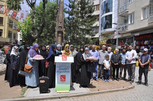 Milli Görüş Hareketi rüzgara göre yön değiştirmemiştir