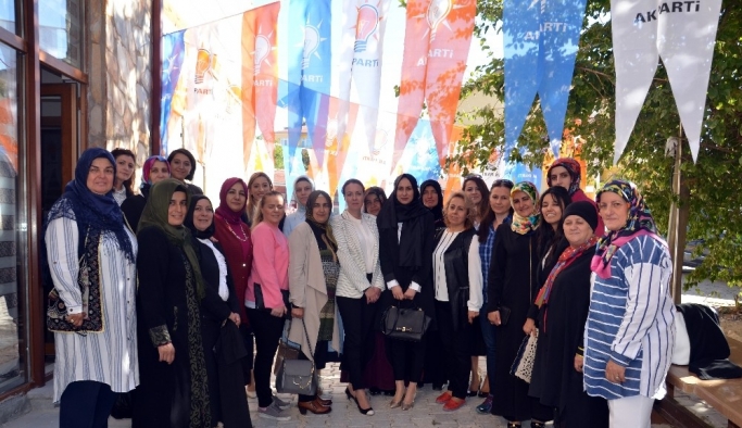 AK Parti Günyüzü İlçe Kadın Kolları 5. Olağan Kongresi yapıldı