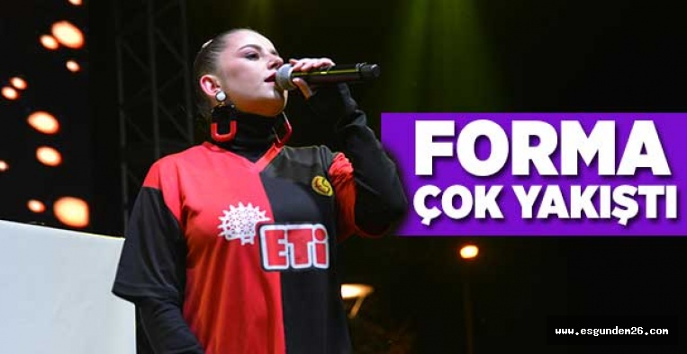 MERVE ÖZBEY ESKİŞEHİR’İ ISITTI