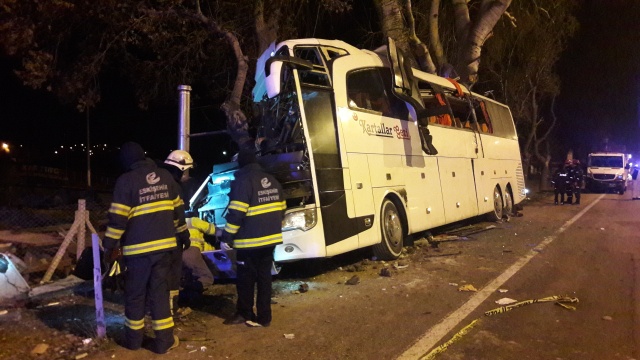 Otobüs faciası: 11 ölü 44 yaralı