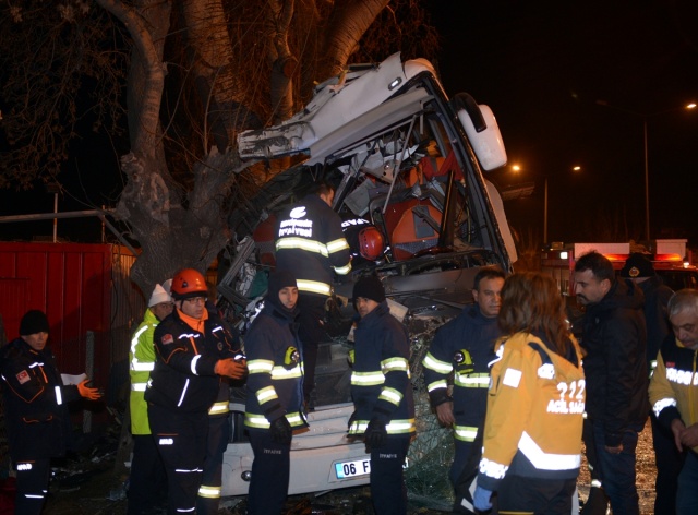 Otobüs faciası: 11 ölü 44 yaralı