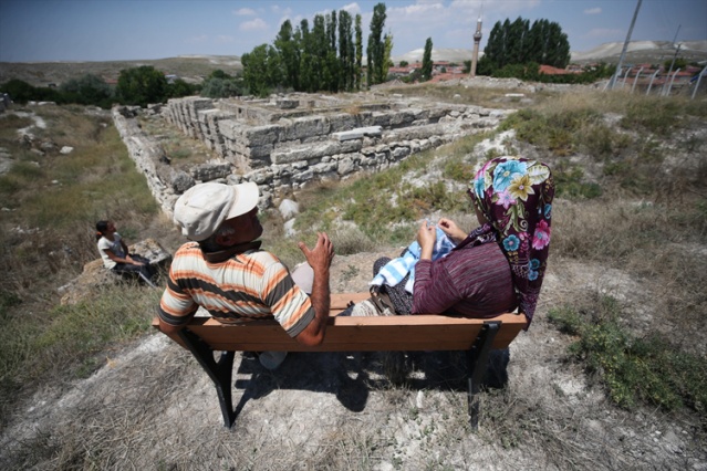 "Antik kente sıfır" mahallede tarihle iç içe yaşam