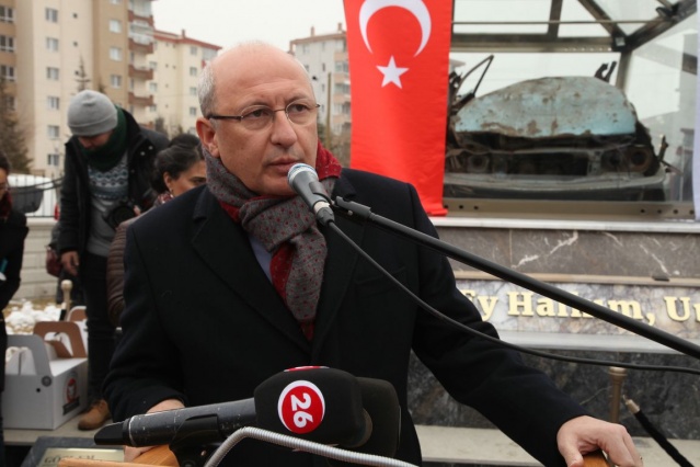 Uğur Mumcu'yu özlemle andık