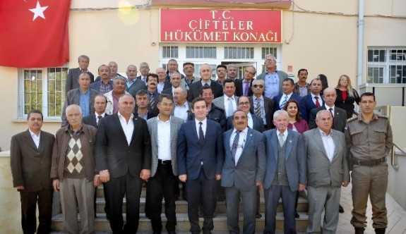 Çifteler'de muhtarlar günü kutlandı