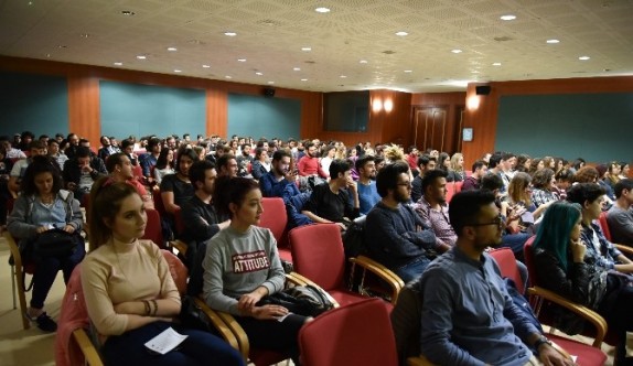 Sosyal Medya Kulübü yeni üyeleriyle buluştu