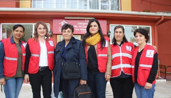 Kızılay'dan anlamlı ziyaret