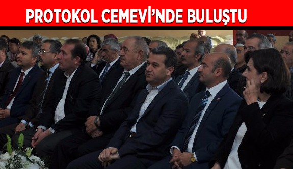 VALİ ÇELİK’TEN BİRLİK ÇAĞRISI