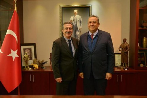 İktidarın yolu yerel yönetimler