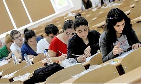 1,5 milyon öğrenci Açıköğretim final sınavlarında ter döküyor