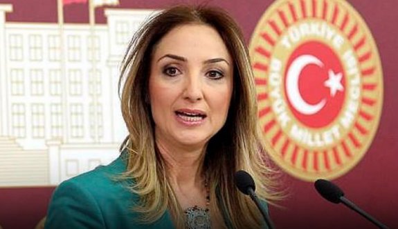 Aylin Nazlıaka'ya dönüş yolu kapandı