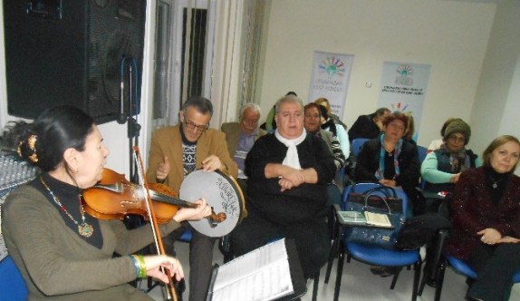 Şair ve ozanlardan birlik ve beraberlik türküleri