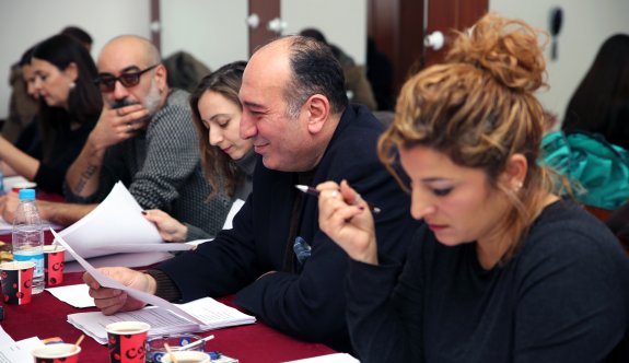 “YALANCI ARANIYOR”UN PROVALARINA BAŞLADI