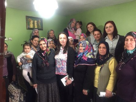 AK Kadınlar Erenköy'de Evet'i anlattı