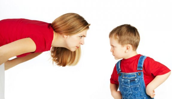 Çocuğunuz ile konuşurken iki kez düşünün