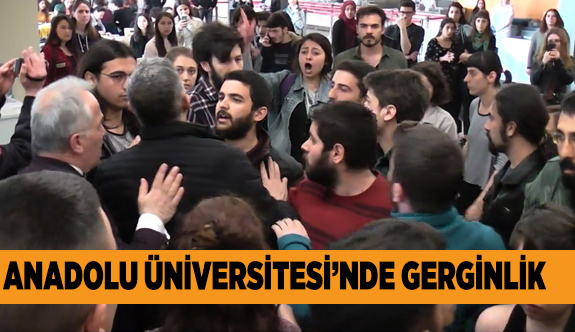 YSK’YI PROTESTO EDEN ÖĞRENCİLERE MÜDAHALE