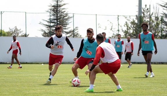 Eskişehirspor maç saatini bekliyor