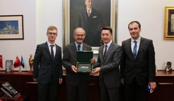 Tataristan Türkiye temsilciliğinden Büyükerşen’e ziyaret