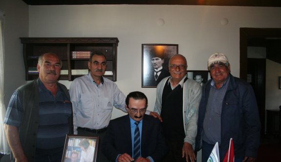YAŞLILAR TAYFUN TALİPOĞLU DAKTİLO MÜZESİ'Nİ GEZDİLER