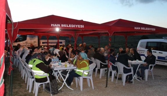 Han’da vatandaşlar iftarda buluşuyor