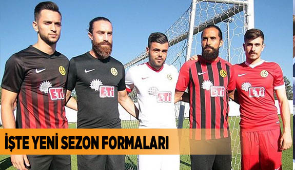 YENİ SEZON FORMALARINI FUTBOLCULAR TANITTI