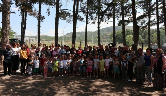 Odunpazarı Belediyesi anne ve çocuklarına unutulmaz bir gün yaşattı
