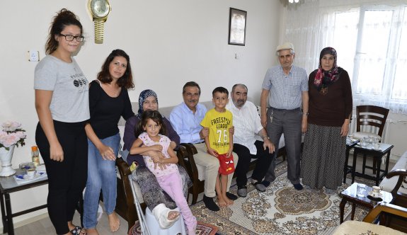 Başkan Ataç hasta ziyaretinde