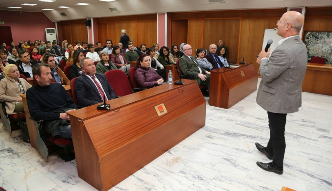 Odunpazarı Belediyesi’nde etkili iletişim dersi