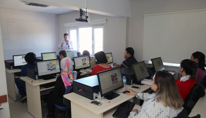 WEB TASARIMI DERSİNE YOĞUN İLGİ