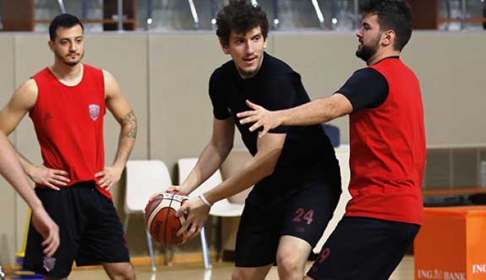 Eskişehir Basket'te Yeşilgiresun maçı hazırlıkları başladı