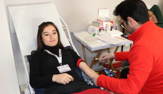 Emniyet personelinden kan bağışına destek