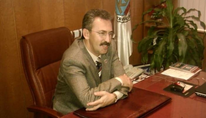 Merhum Belediye Başkanı Ümit İrdelp vefatını 5. yılında anıldı.