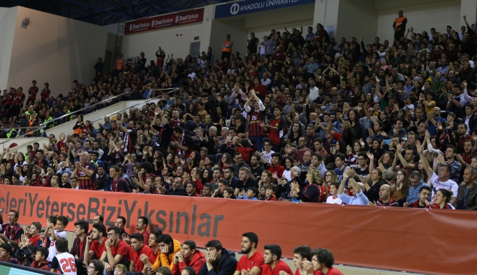 Basketbolda hasret sona eriyor