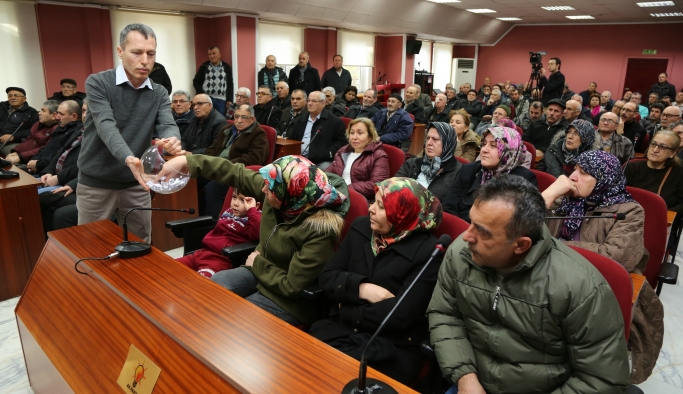 Emek Mahallesi Türkmendağı ve Gönülbağı Hobi Bahçesi kura çekilişi yapıldı