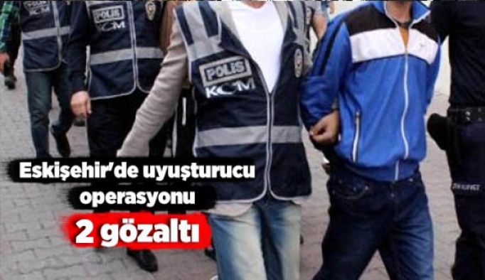 Sokak satıcılarına yönelik operasyonda 2 kişi yakalandı