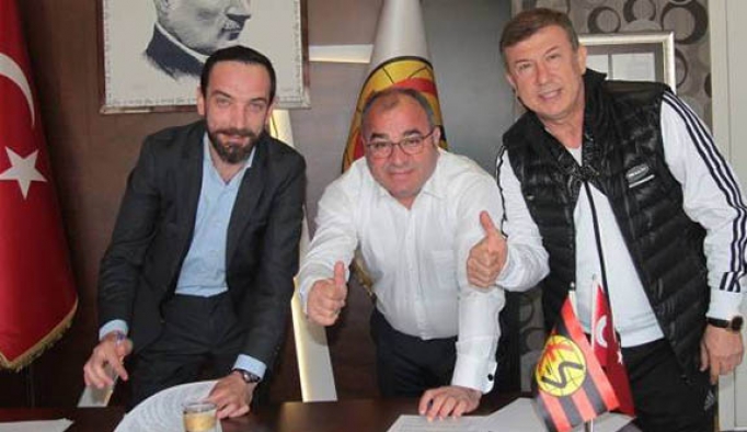 Tanju Çolak ile sponsorluk anlaşması imzalandı