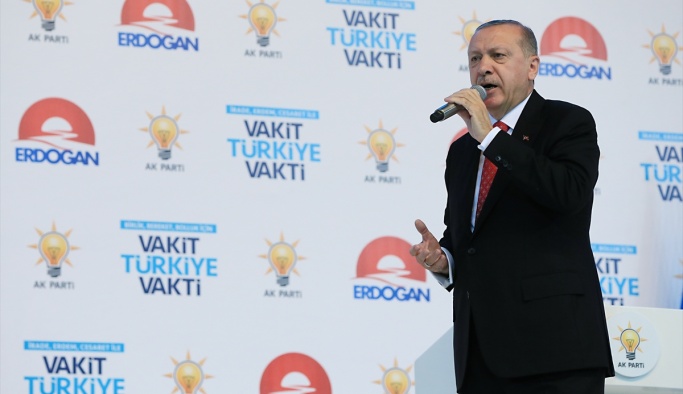 Erdoğan, AK Parti Seçim Beyannamesi'ni açıkladı