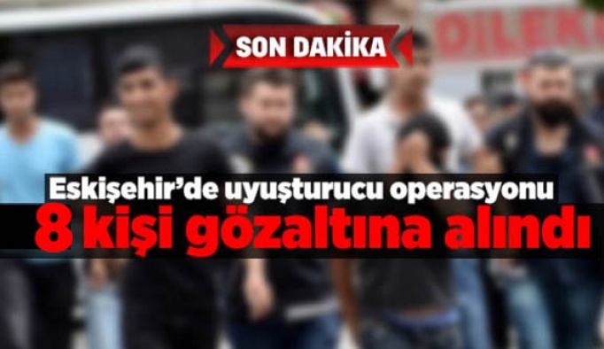 Sokak satıcılarına operasyon: 8 Gözaltı