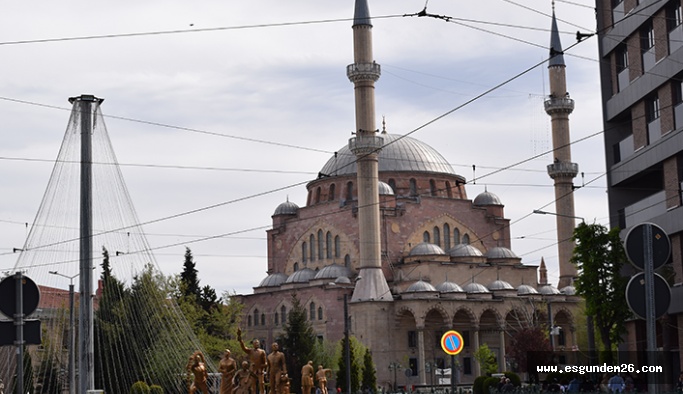 ESKİŞEHİRLİLER BUGÜN FAZLADAN ORUÇ TUTTU