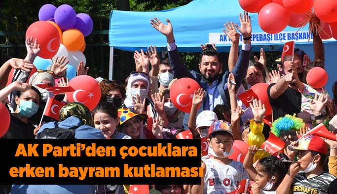 AK Parti Tepebaşı Teşkilatı çocuklarla bayramlaştı