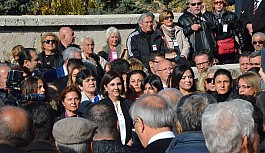 "ÇOCUKLARIMIZ İÇİN DÜNYAYI YERİNDEN OYNATIRIZ"