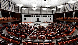 ANAYASA DEĞİŞİKLİK  TEKLİFİ KABUL EDİLDİ
