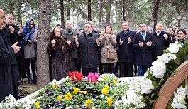 İsmail Cem ölümünün 10. yılında anıldı