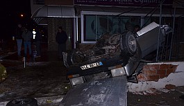FECİ KAZADA 2 ÖLÜ, 1 YARALI