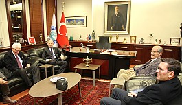 Ümit Kocasakal'dan Büyükerşen'e ziyaret