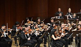 Anadolu Üniversitesi Senfoni Orkestrası büyüledi