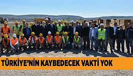 HEDEFLERİMİZE OTOBANDAN İLERLEMEK İSTİYORUZ